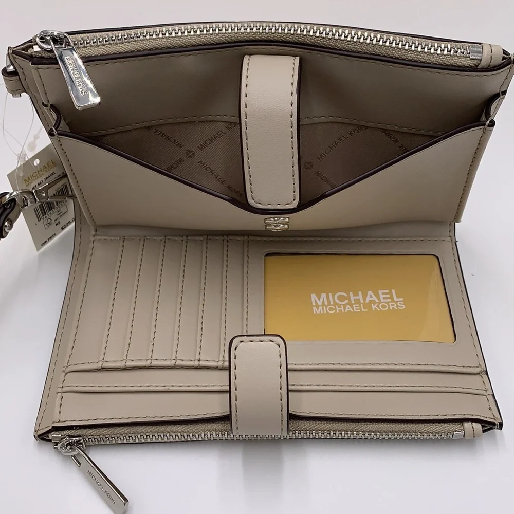 MICHAEL KORS LARGE DOUBLE ZIP WRISTLET LIGHT SAND MULTI COLOR
